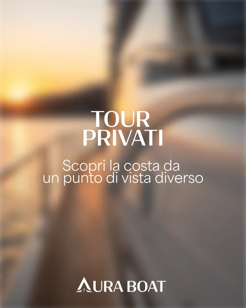 Post Aura Boat «Tour privati»: tramonto sulla costa visto dalla barca