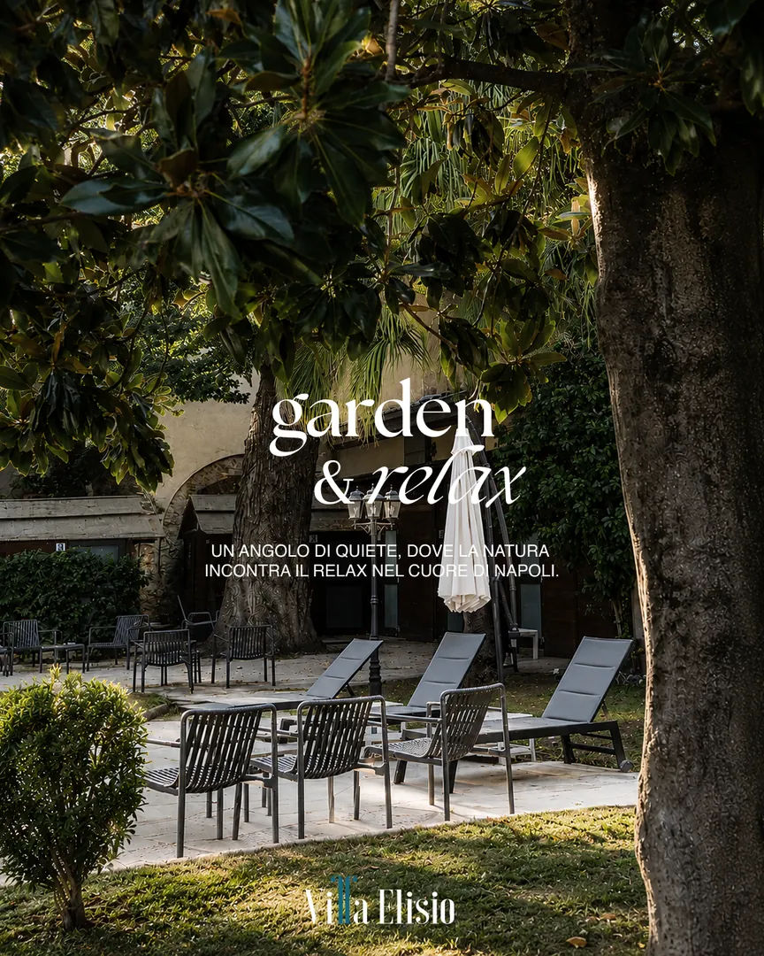 Post Villa Elisio «Garden & relax»: giardino con lettini e vegetazione mediterranea